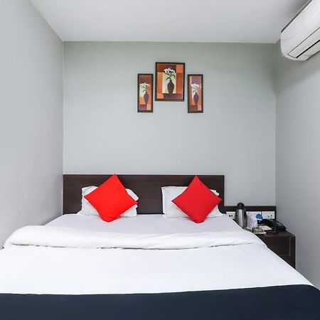 Capital O 70631 Hotel Dwarka International Darbhanga Exterior photo