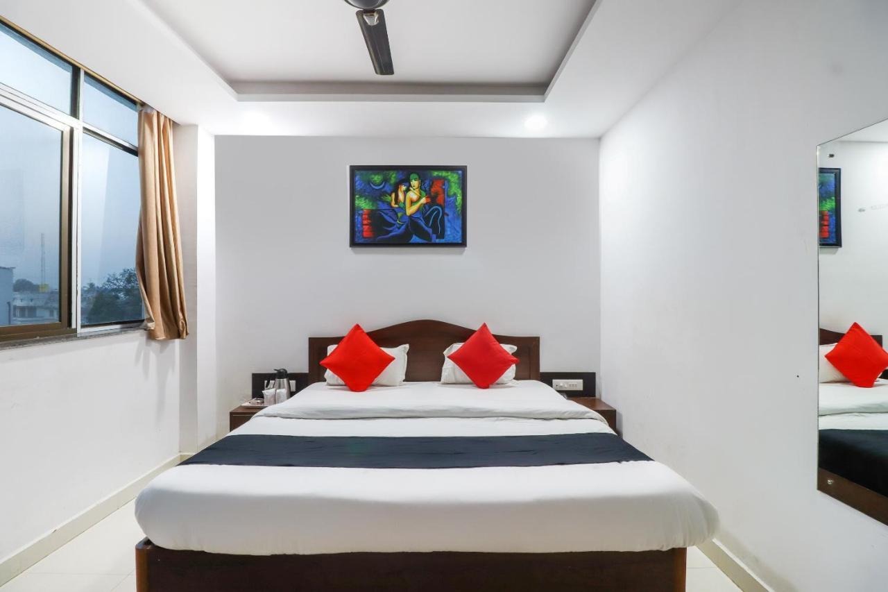 Capital O 70631 Hotel Dwarka International Darbhanga Exterior photo